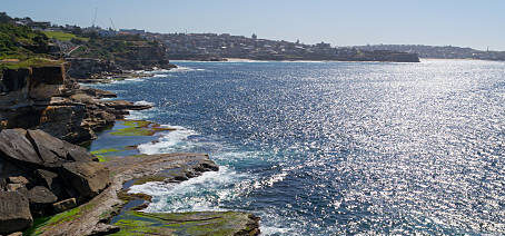 Bondi to Coogee walk is 6 km long located in Sydneys eastern suburbs
